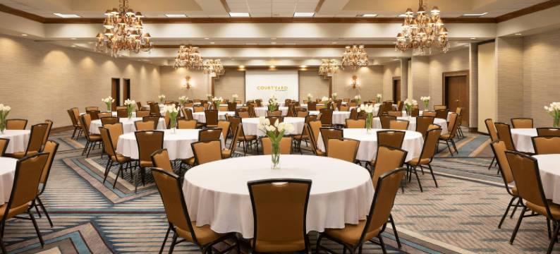 法明顿万怡酒店(Courtyard Farmington)图片