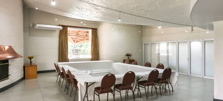 Protea Hotel Oudtshoorn Riempie Estate图片