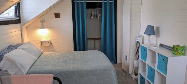 Cheerful & cozy 3 bedroom cottage near lake with hot tub图片