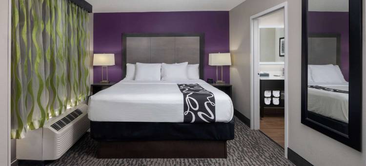 肯纳瑟拉昆塔温德姆套房酒店(La Quinta Inn & Suites by Wyndham Kennesaw)图片