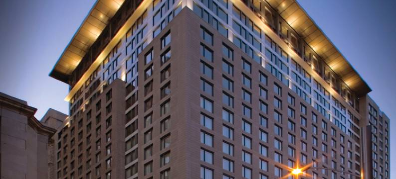 蒙特利尔市中心希尔顿安泊酒店(Embassy Suites by Hilton Montreal)图片