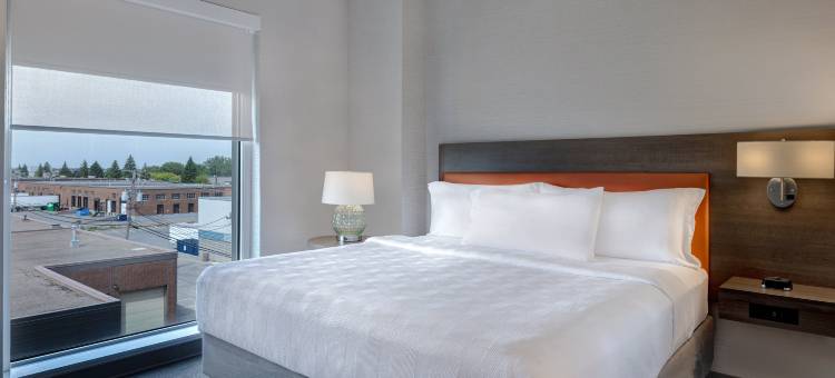 蒙特娄多瓦尔希尔顿惠庭酒店(Home2 Suites by Hilton Montreal Dorval)图片