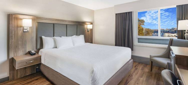 维多利亚海港戴斯酒店(Days Inn by Wyndham Victoria on the Harbour)图片