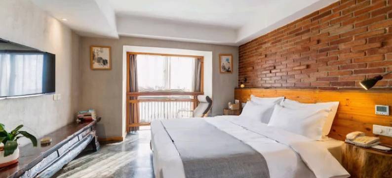 永阳坊艺术酒店(西安高新管委会体育馆地铁站店)图片