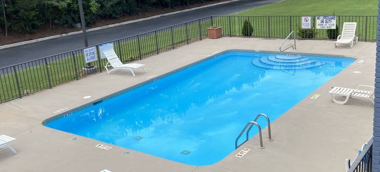 克林顿 - 劳伦斯 I-26 凯艺酒店(Quality Inn Clinton - Laurens I-26)图片