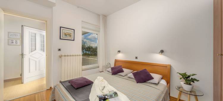 特拉马吉卡豪华公寓或带私人停车场、露台和海景的房间(Terra Magica Deluxe Apartment or Room with Private Parking, Terrace and Sea View)图片