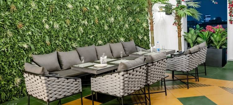 M2广场由周一优质提供(M2 Square by Monday Premium)图片