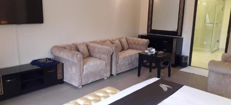 Gulberg 的玛丽丽娜酒店(MaryLeena Hotel Gulberg)图片