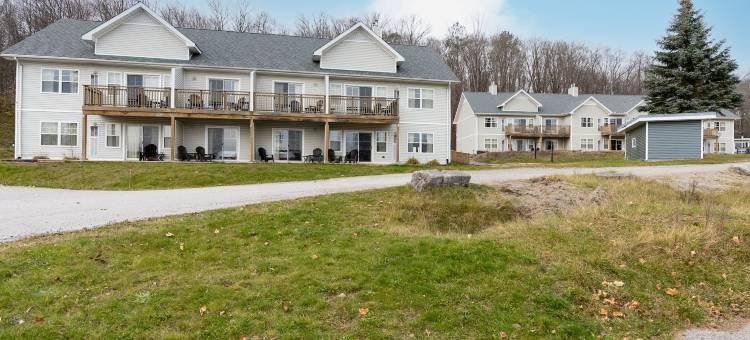 哈利伯顿高地度假公寓(GetAways at Haliburton Heights)图片