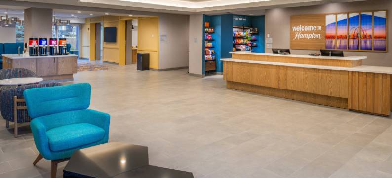 希尔顿欢朋酒店圣路易斯机场(Hampton Inn by Hilton St. Louis Airport)图片