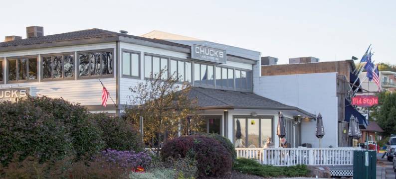 Spacious Suite with Balcony and Modern Amenities - Luxurious Escape图片