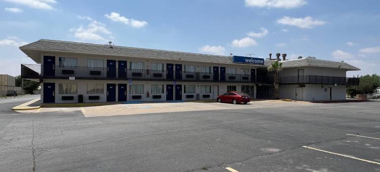 德克萨斯奥德萨6号汽车旅馆(Motel 6 Odessa, TX)图片