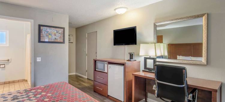 伊克诺旅馆套房伊雷卡(Econo Lodge Inn & Suites)图片