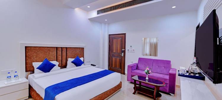 点击酒店纳拉亚纳(Click Hotel Narayana)图片