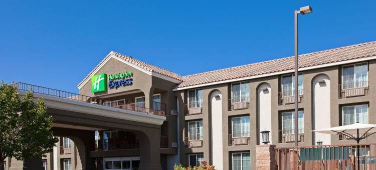 兰开斯特智选假日酒店(Holiday Inn Express Lancaster)图片