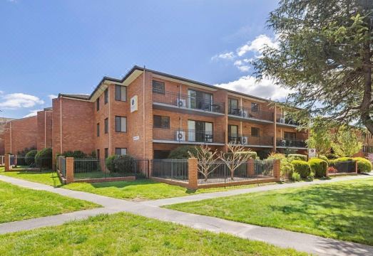 Oxley Court Serviced ApartmentsHotel Overview