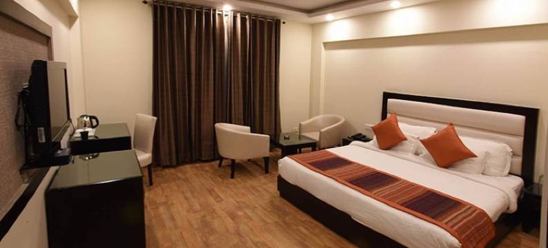 慕苏里史达斯克拉克斯酒店(Starz Clarks Inn Mussoorie)图片