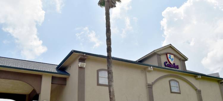 公路 290 西北高速公路卡默洛套房旅店(Camelot Inn & Suites Highway 290 NW Freeway)图片