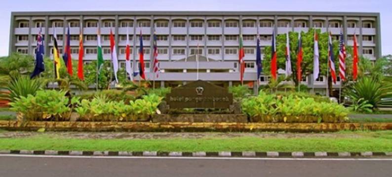 潘格兰海滩酒店(Pangeran Beach Hotel)图片