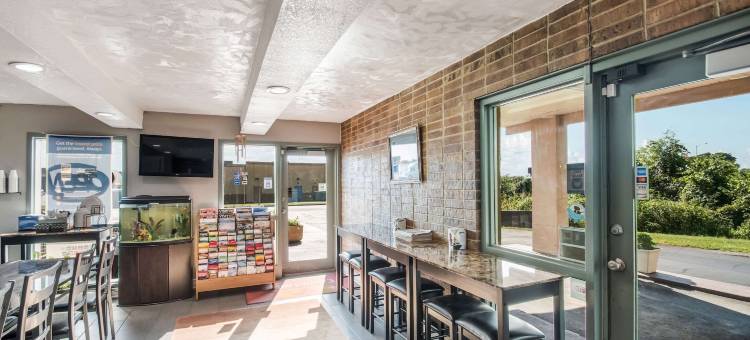 伊克诺旅馆-科尔尼自由(Econo Lodge Kearney - Liberty)图片