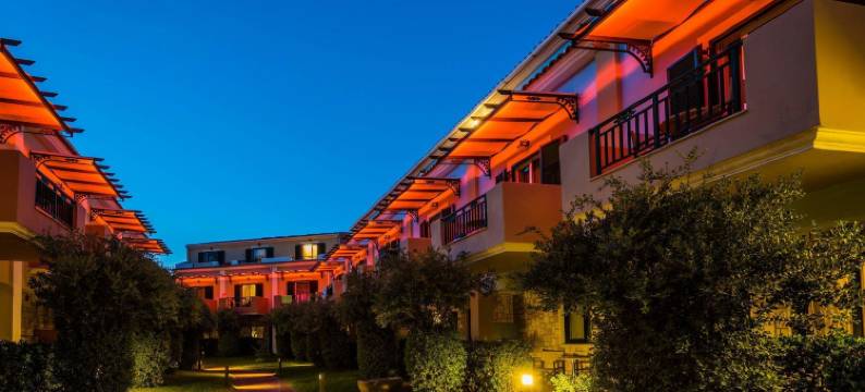 地中海海滩度假酒店(Mediterranean Beach Resort)图片