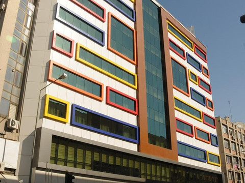 森巴拉克市酒店