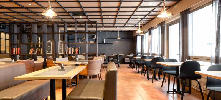 萨曼塔酒店(Samantta Hotel & Restaurant)图片