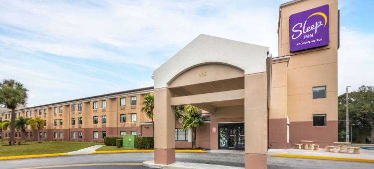 迈阿密机场舒眠酒店(Sleep Inn Miami Airport)图片