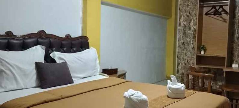 凯迪里德普拉特尼亚沃特酒店(Votel Hotel De'Pratnya Kediri)图片