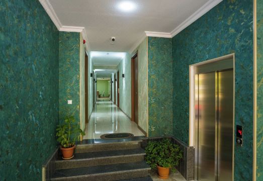 Green Palace KutaisiHotel Overview