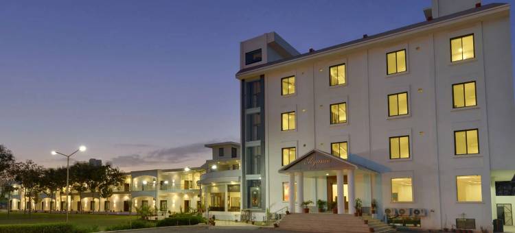 优雅度假村(The Elegance Resort)图片