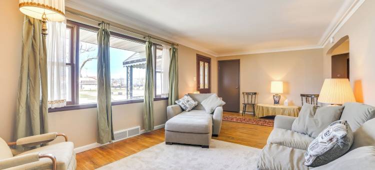 步行到海滩：阿尔皮纳的湖景之家！(Walk to Beach: Lake-view Home in Alpena!)图片