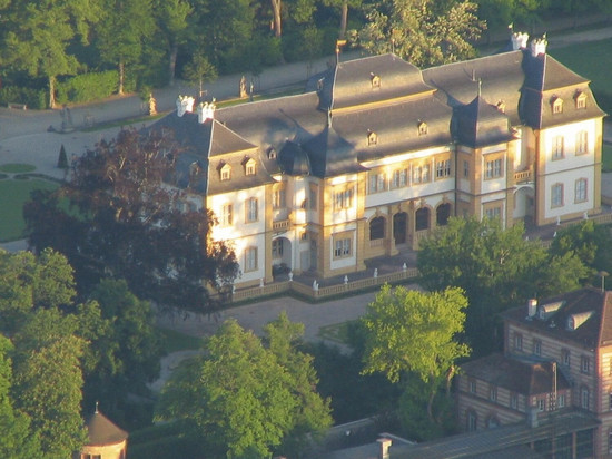 葡萄酒餐厅&斯普德洛赫酒店