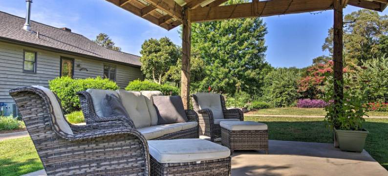 7英里到摩根顿市中心：小木屋 w/ 火坑！(Cabin w/ Fire Pit: 7 Mi to Downtown Morganton!)图片