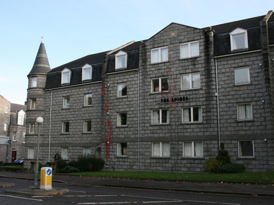 阿伯丁斯派尔斯服务式公寓