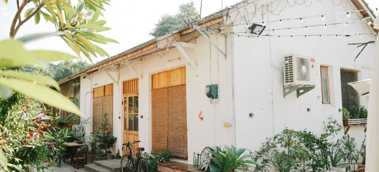 凤山 79 背包客图片