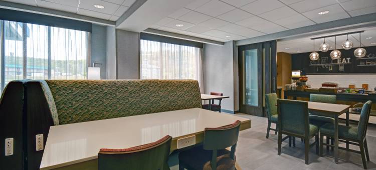 肯塔基凯夫城欢朋酒店(Hampton Inn by Hilton Cave City)图片