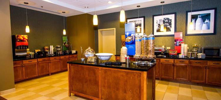 希尔顿欢朋酒店-费耶特维尔(Hampton Inn Fayetteville)图片
