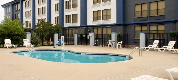 克拉利昂波因特杰克森维尔近营地勒瑞纳(Clarion Pointe Jacksonville Near Camp Lejeune)图片