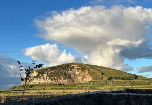 Vacas Felizes Villas - Casa do BadaloVilla com duas aconchegantes casas Hotel Overview