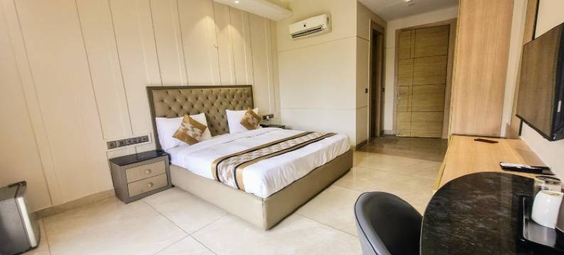 Infinity Stays Hotel Near Medanta Hospital图片