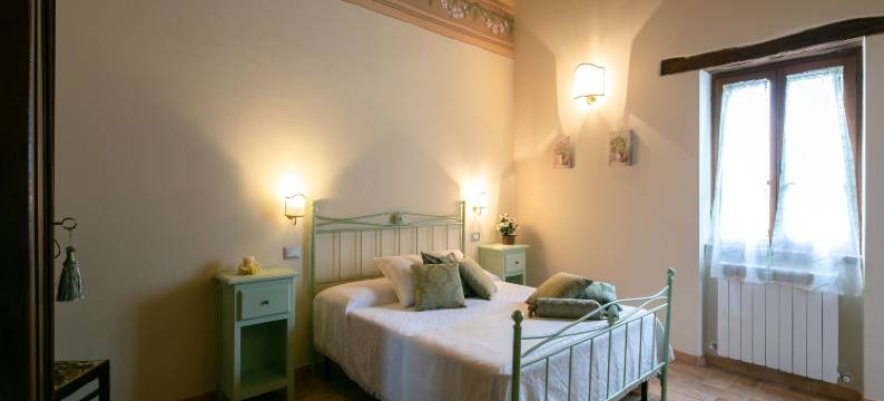 Villa in Umbria with Saltwater Pool图片