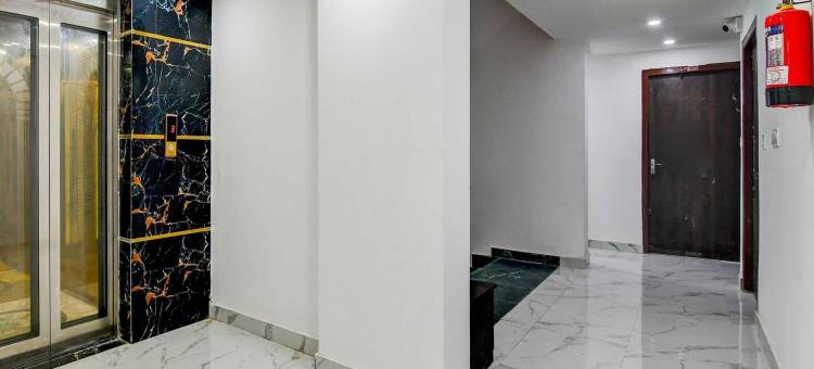穆里格拉姆近安杜尔路带阳台经典房(Townhouse Mourigram Near Andul Road)图片