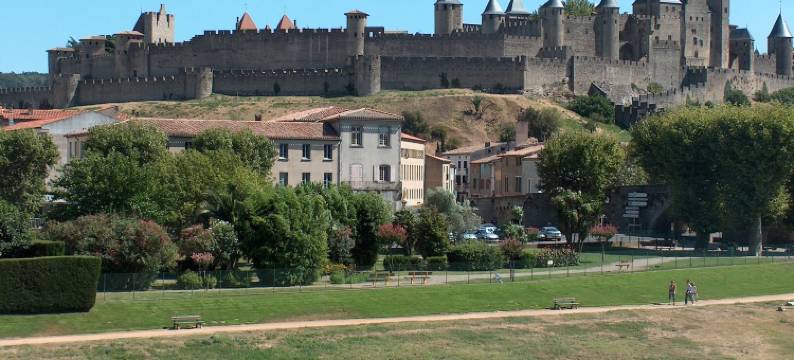 Holiday Home in Félines-Minervois with Pool图片