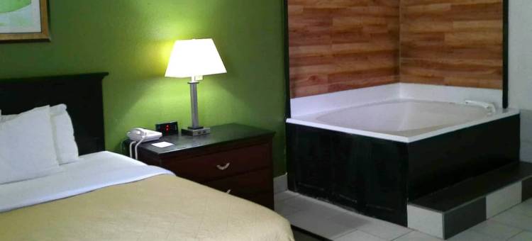 品质酒店及套房(Quality Inn and Suites Indianapolis)图片