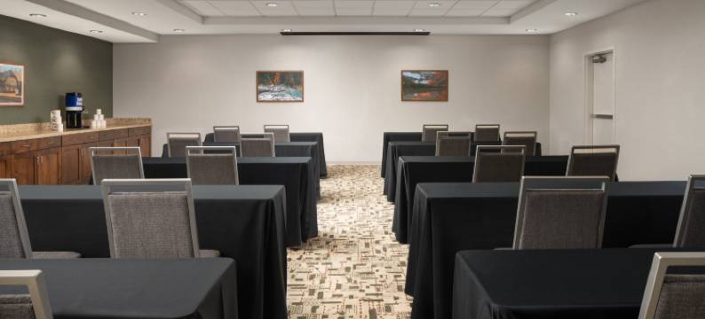 希尔顿欢朋套房酒店-白鱼镇(Hampton Inn & Suites Whitefish, MT)图片