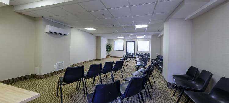 红屋顶酒店及套房纽堡 - 斯图尔特机场/西点(Red Roof Inn & Suites Newburgh - Stewart Airport/ West Point)图片