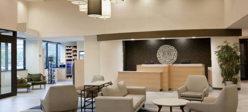 迈阿密机场南万枫酒店及套房(Fairfield Inn & Suites Miami Airport South)图片