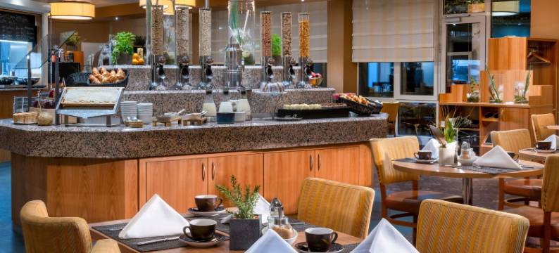 纽伦堡机场瑞享酒店(Mövenpick Hotel Nürnberg Airport)图片