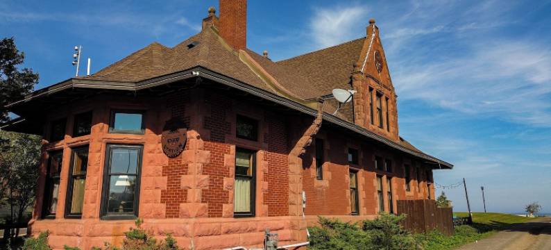 Endion车站旅馆 | 酒店靠近苏必利尔湖(Endion Station Inn  | Hotel Next to Lake Superior)图片